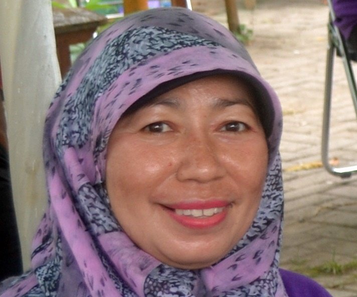 Lebih Dekat dengan RA.Reny Murniaty, ST, MT, Ketua LP3M dan Ketua Prodi Teknik Elektro Unsa