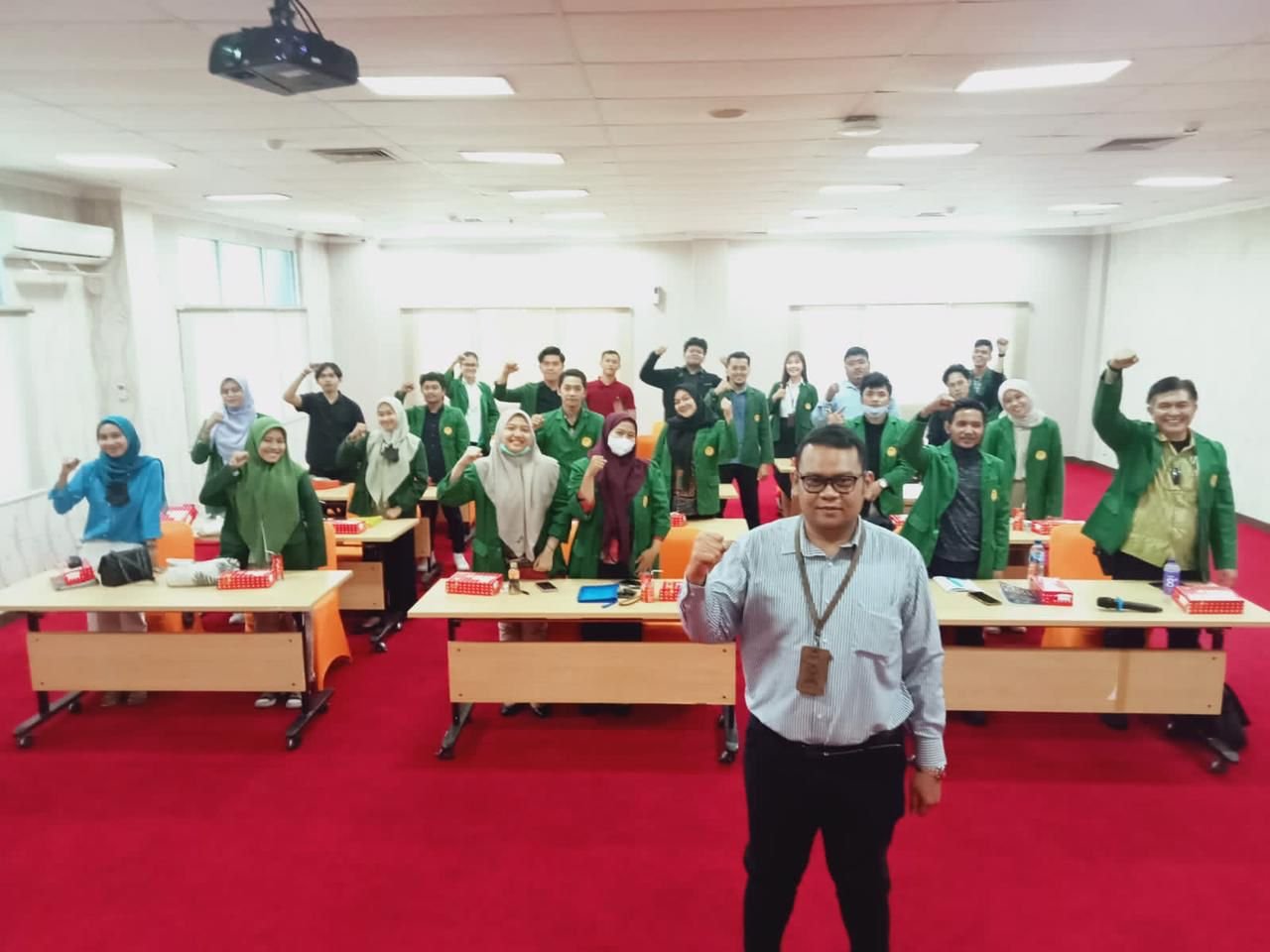 Mahasiswa Fakultas Hukum UNSA Makassar Ikut Kuliah Umum di KPPU Kanwil VI