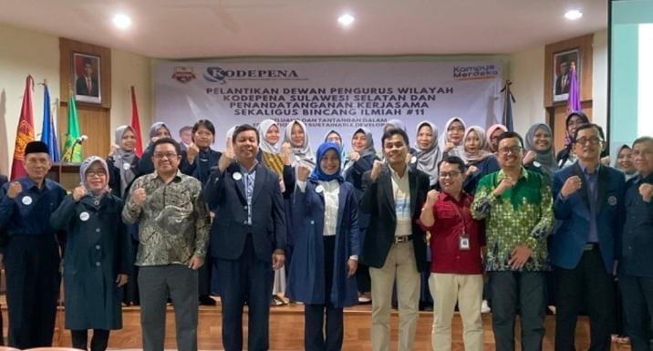 4 Orang Dosen UNSA Makassar Dilantik dalam Pelantikan DPW KODEPENA Sulsel