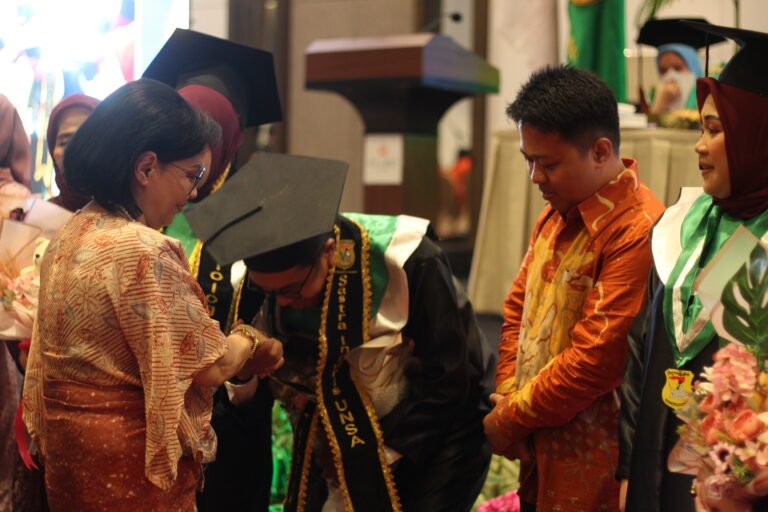 Nama-nama Wisudawan Terbaik Angkatan XXVI Universitas Sawerigading Makassar